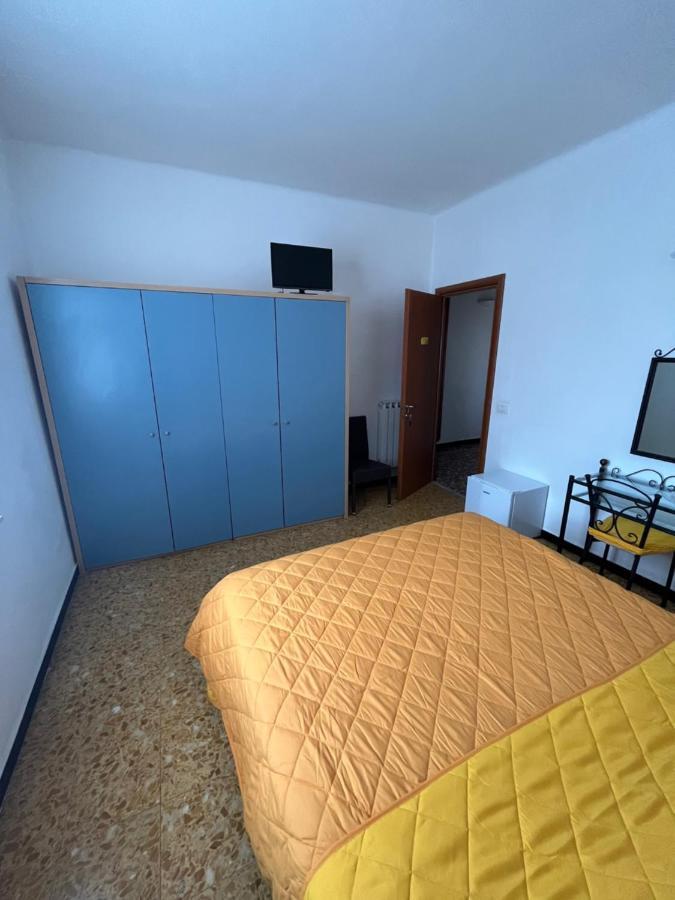 Yolo Rooms Bonassola Eksteriør bilde